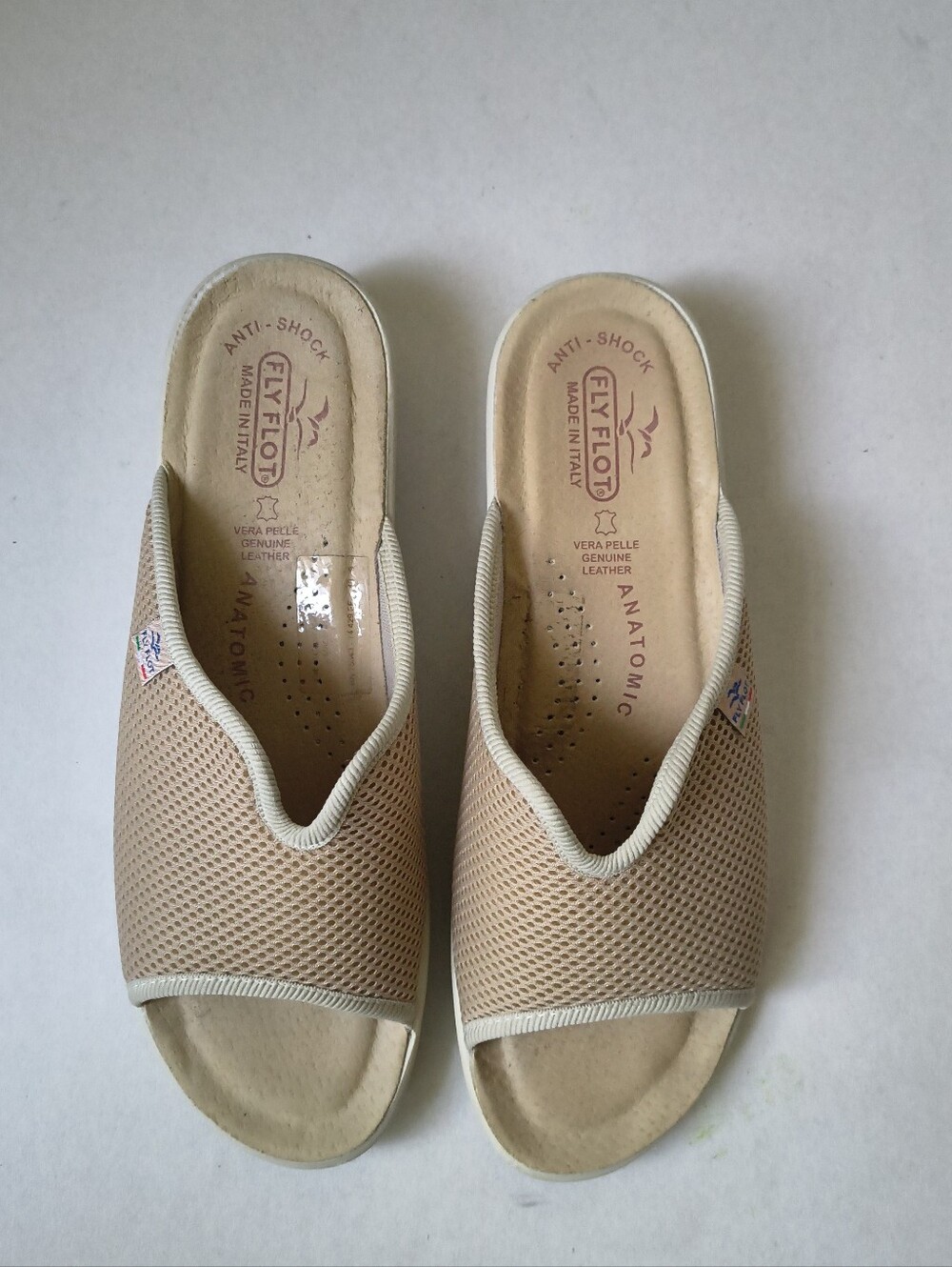 Fly Flot Italian Leather Mesh Slides Women's Beige Comfort Sandals Sz 9